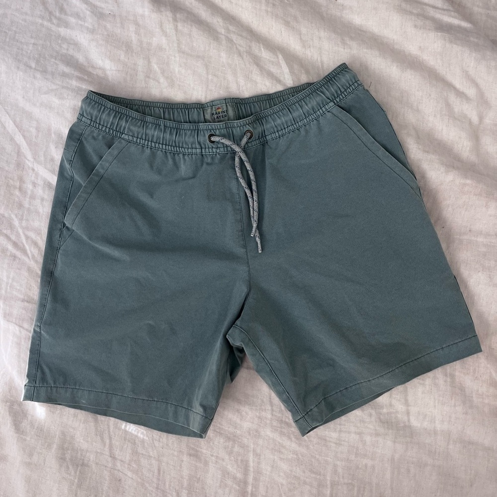Marien Layer _ sage green shorts